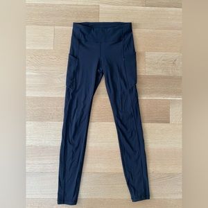 Black lululemon leggings